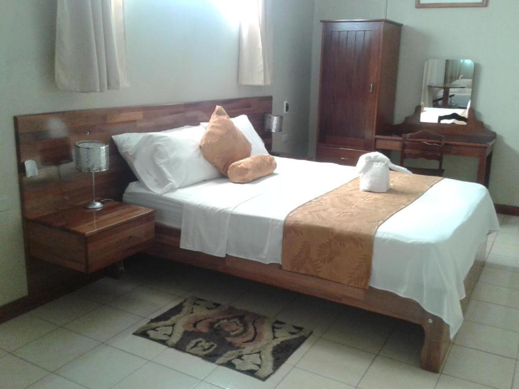 Hotel Golden Star Iquitos Extérieur photo