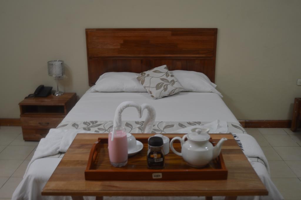 Hotel Golden Star Iquitos Extérieur photo