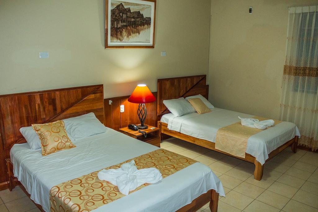 Hotel Golden Star Iquitos Extérieur photo