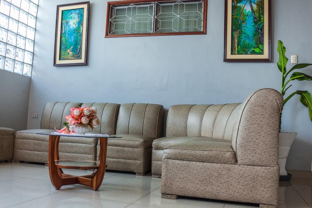 Hotel Golden Star Iquitos Extérieur photo