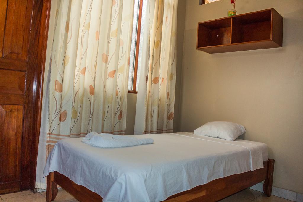 Hotel Golden Star Iquitos Extérieur photo