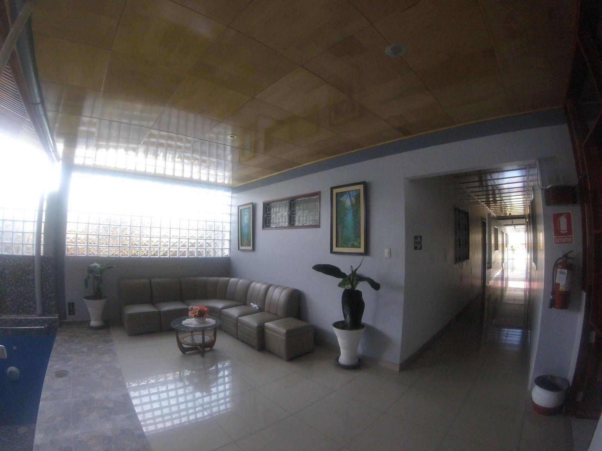 Hotel Golden Star Iquitos Extérieur photo
