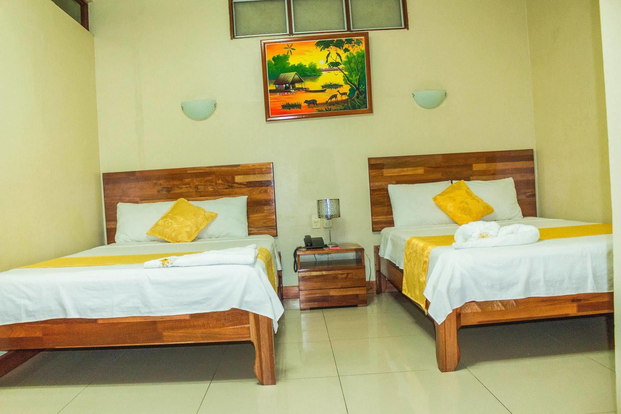 Hotel Golden Star Iquitos Extérieur photo