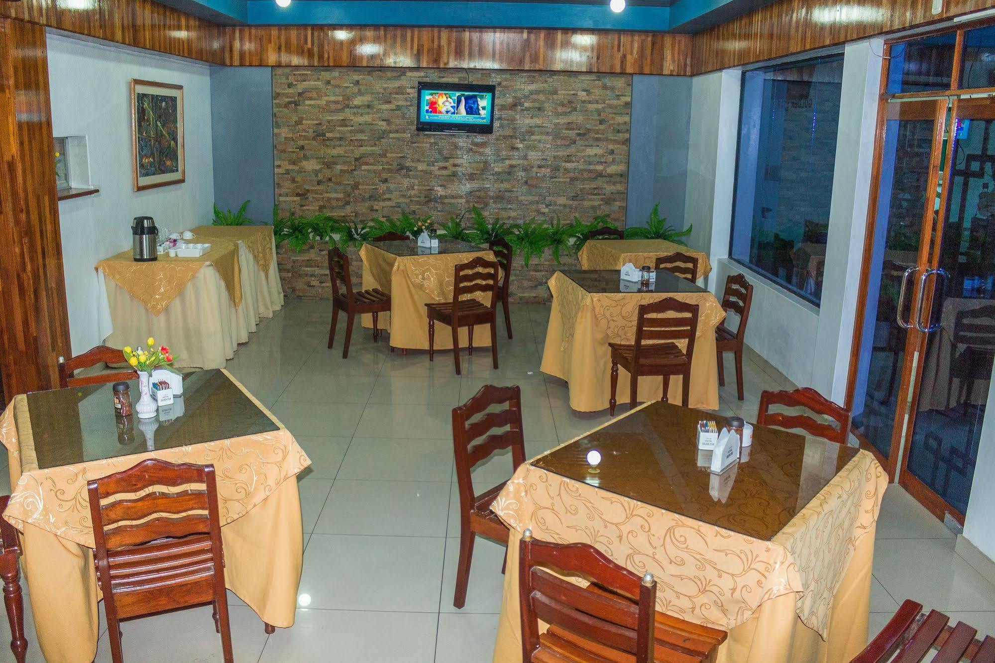 Hotel Golden Star Iquitos Extérieur photo